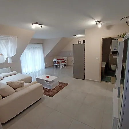 Balance Apartamento Eger